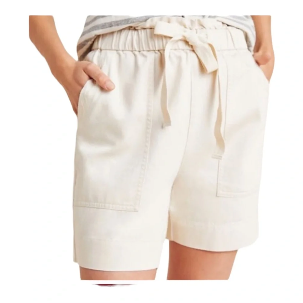 NWT FRYE ANTHROPOLOGIE Pascale Paperbag-Waisted Shorts Size 28